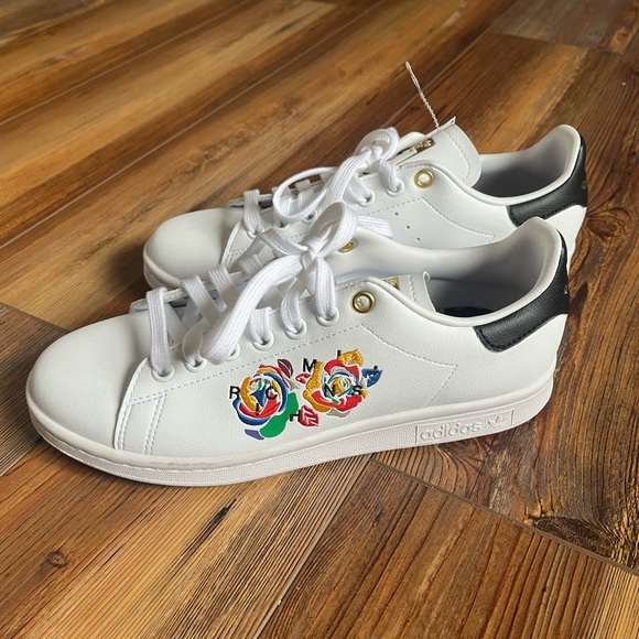 NWT RARE Adidas x Rich Mnisi Stan Smith women’s sneakers size 7 - Picture 2 of 8
